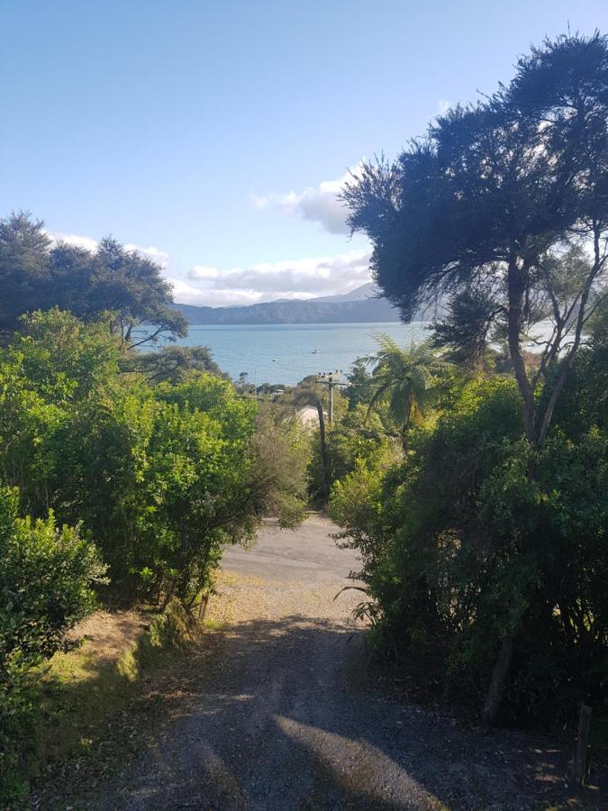 Вилла Perfect Small Bay Peaceful Beach. Great Fishing Boating Oysters Ohingaroa Экстерьер фото